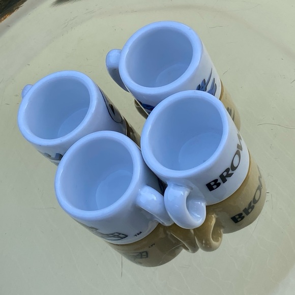 COLLECTABLE VINTAGE NFL MINIATURE MINI COFFEE CUP MUG LOT OF 4 - Picture 9 of 17